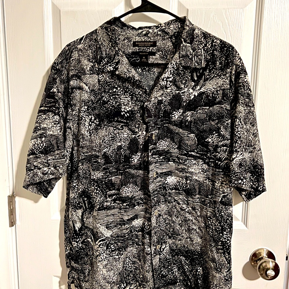 Banana Republic Camp Collar Shirt